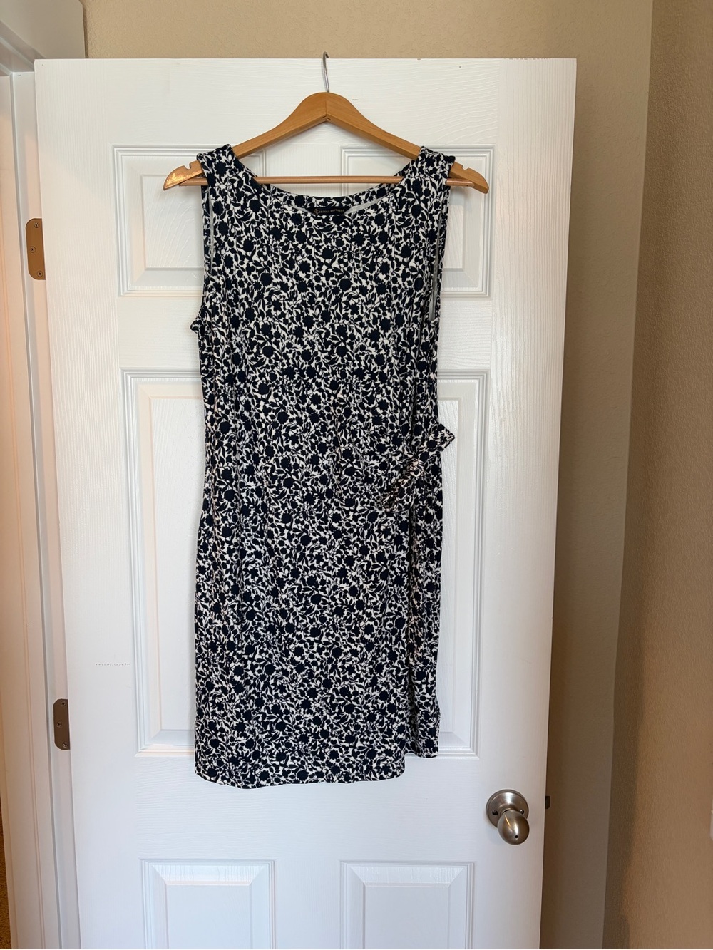 Brooks Brothers Dress M Navy Floral Quiet Luxury Hamptons Polished D6